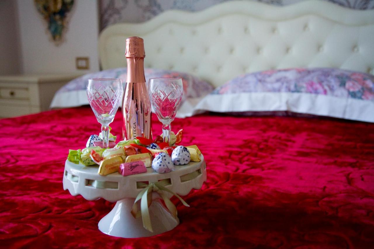 Gold94 Bed and Breakfast Νάπολη Εξωτερικό φωτογραφία