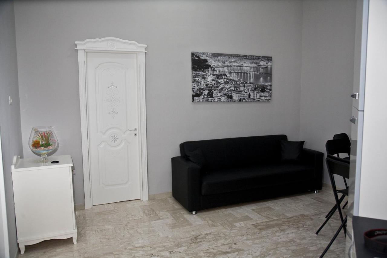 Gold94 Bed and Breakfast Νάπολη Εξωτερικό φωτογραφία