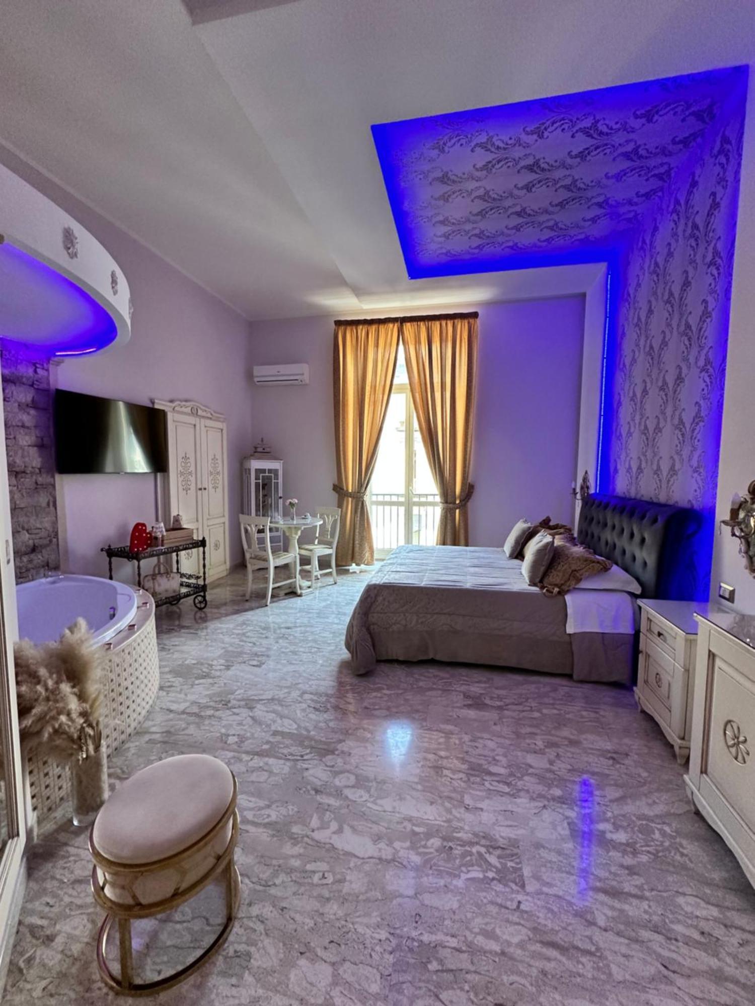 Gold94 Bed and Breakfast Νάπολη Εξωτερικό φωτογραφία